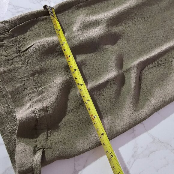 J. Jill Cargo Cropped Pants Embroidered Detail Olive Green Womens Medium - Picture 7 of 12